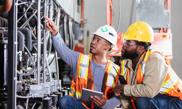 Best Licensed Electrician  in Romeo, MI